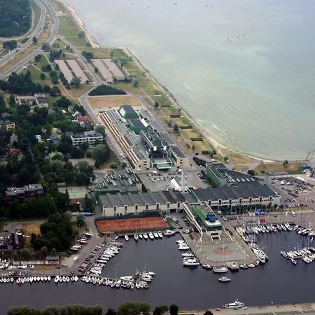 Pirita Marina & 3* Miiduranna