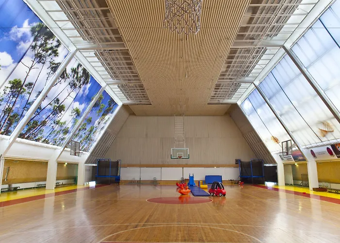 Pirita Marina & מלון Miiduranna