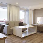Pirita Marina & 3* Miiduranna