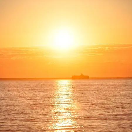 فندق Pirita Marina & 3*