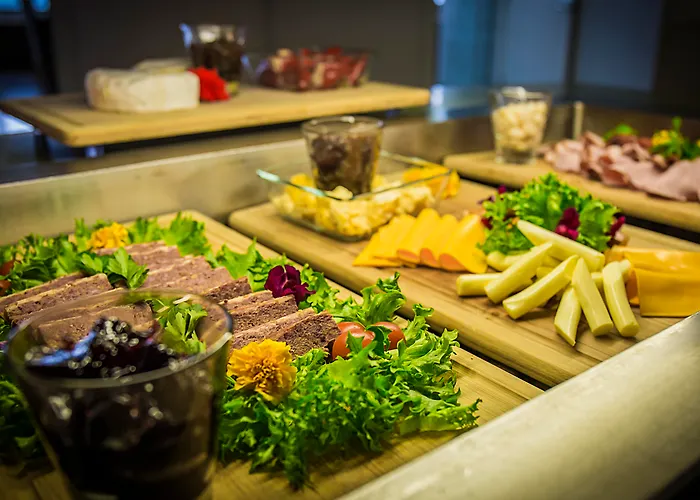 Pirita Marina & 호텔