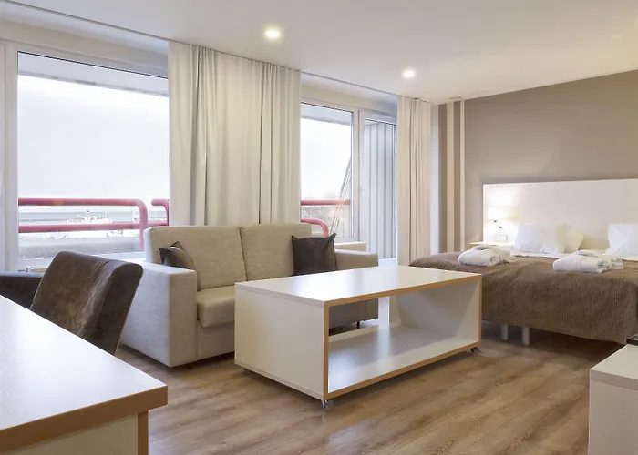 Pirita Marina & 3* Miiduranna