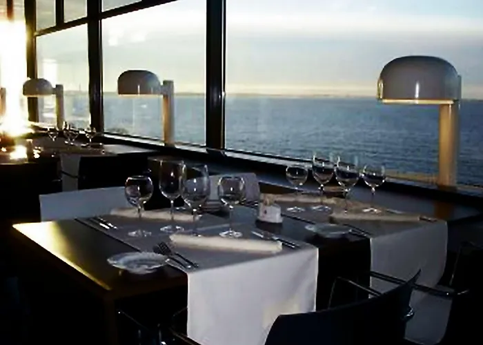 Отель Pirita Marina & Miiduranna